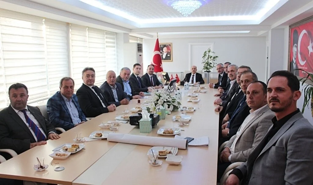 Samsun Valisi Dağlı Bafra ilçesinde incelemelerde bulundu
