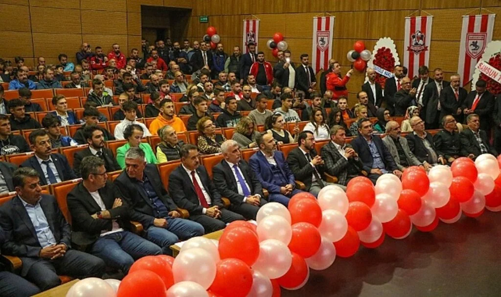 Samsunspor Şimşekler Taraftar Grubu  20.Yılını Kutladı