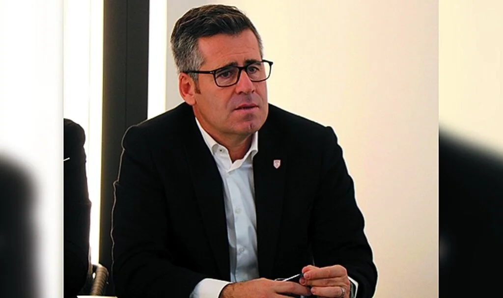Samsunspor Teknik Direktörü Hüseyin Eroğlu: Çok Transfer Yapıldığında Başarı Geleceğine İnanan Bir Toplumuz