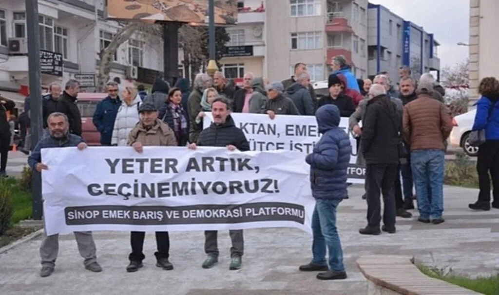 Sinop'ta Zam Protestosu: Yeter Artık, Geçinemiyoruz!