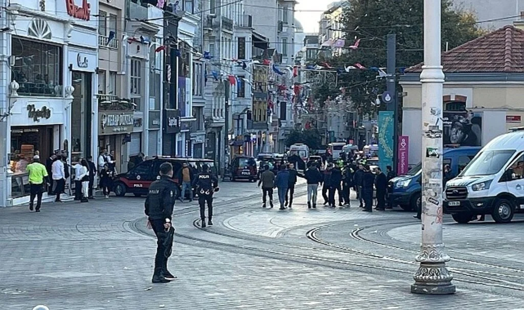 Taksim'deki patlamaya ilişkin yetkililerden art arda açıklamalar