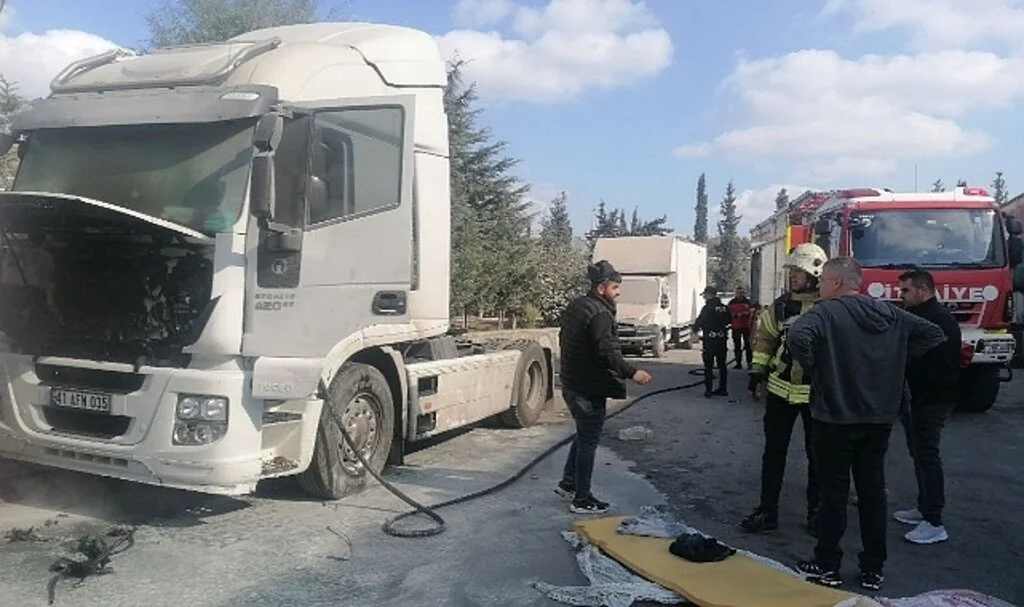 Tamire getirilen tırda yangın çıktı