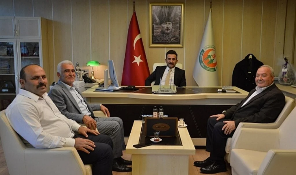 Tarım Kredi Kooperatifleri Bölge Müdürlüğüne atanan Yasin Cebeci'ye hayırlı olsun ziyareti 