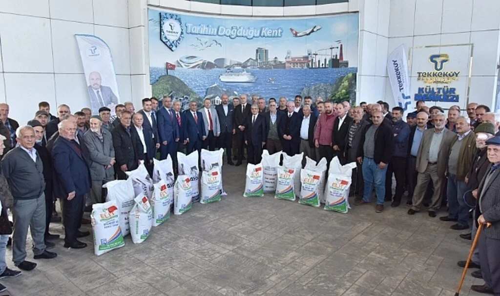 Tekkeköy'den çiftçilere tohum desteği
