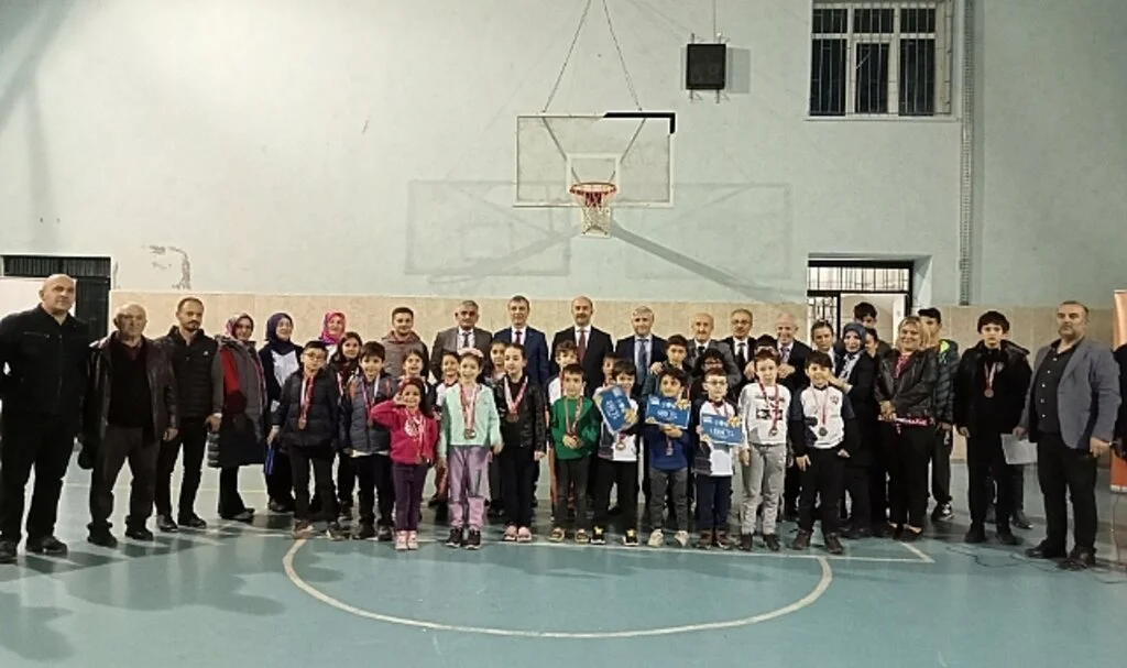 Terme'de Öğretmenler Günü Satranç Turnuvası Sona Erdi