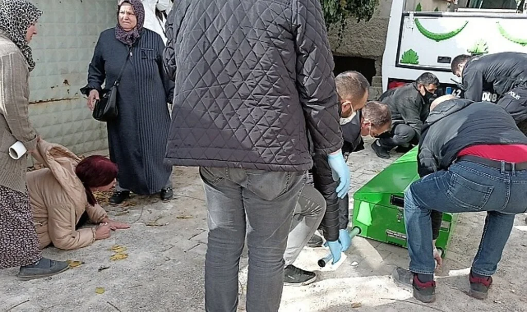 Yalnız yaşadığı evinde ölü bulundu