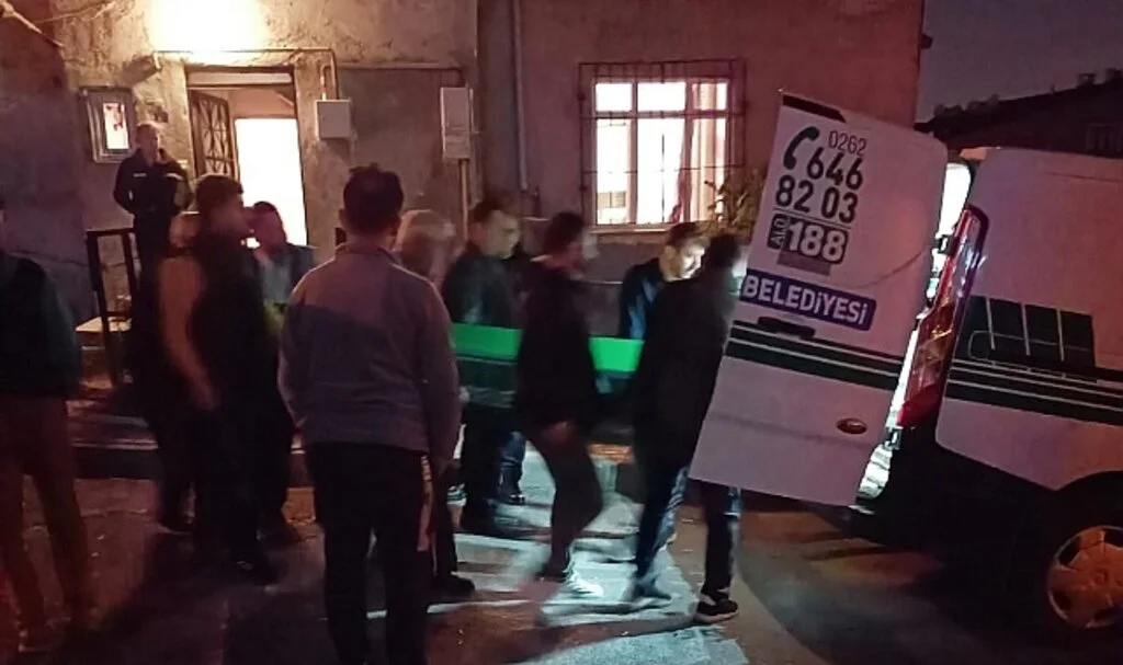 Yaşlı adam evinin banyosunda ölü bulundu