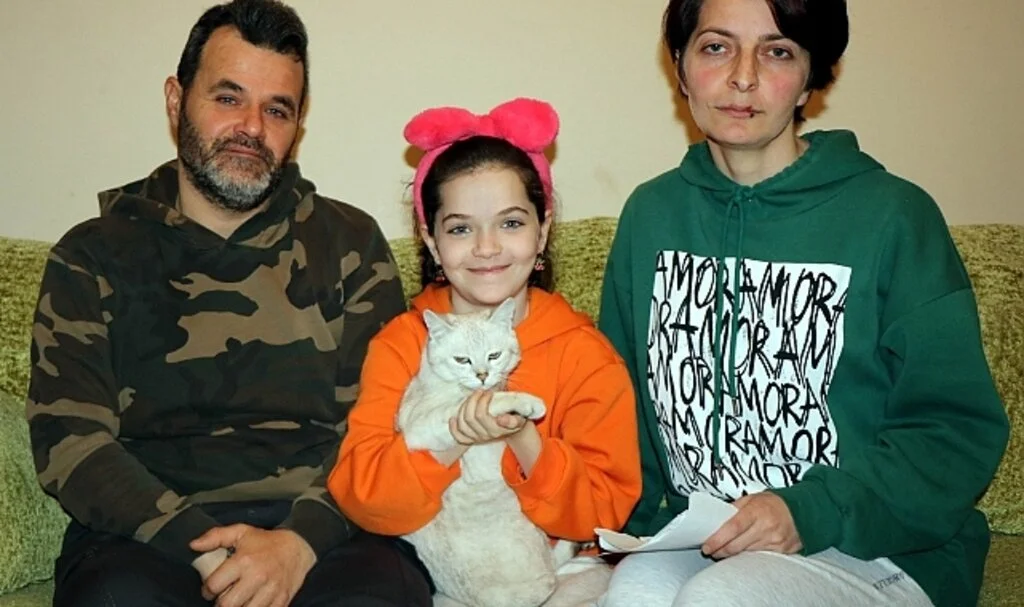 12 yıllık eşine  vatandaşlık alamadı 
