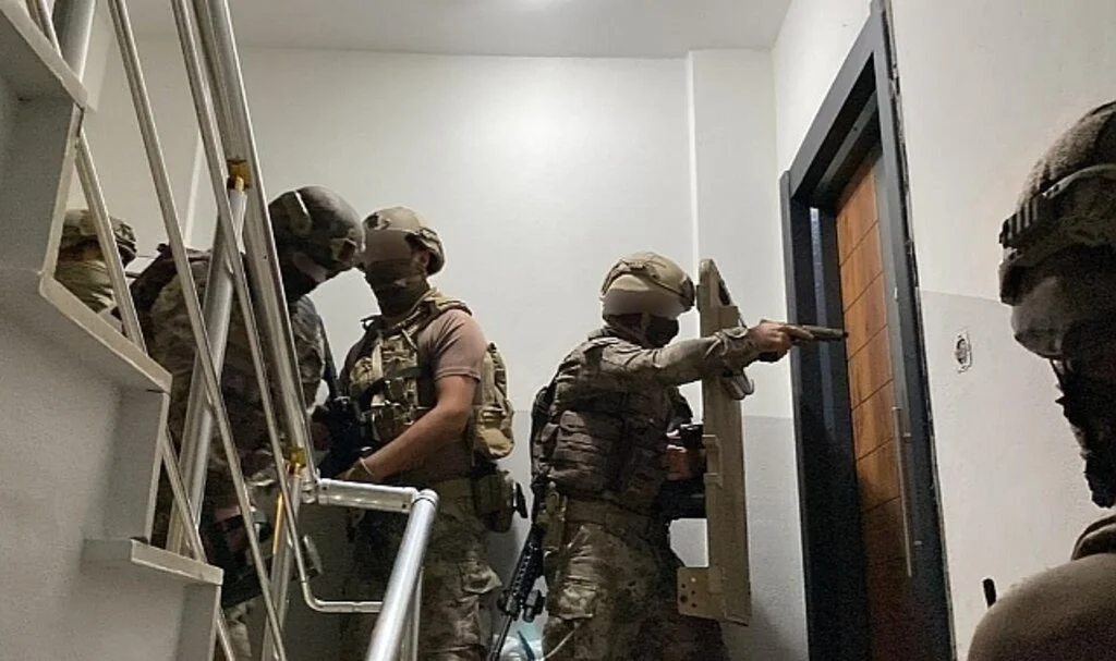 30 İlde Yasa Dışı Bahis Operasyonu