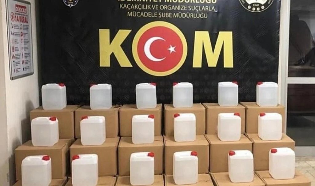 Antalya’da Polisten Yılbaşı Öncesi Sahte ve Kaçak Alkol Operasyonu