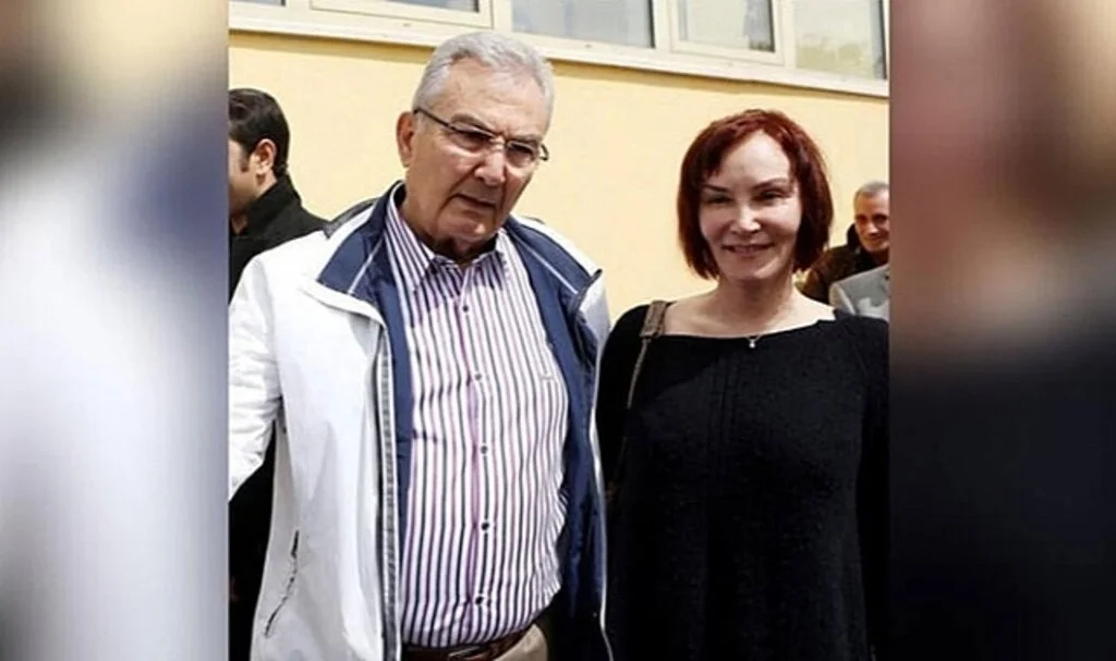 Aslı Baykal, CHP'yi Hedef Aldı: Erdoğan'ı Övdü