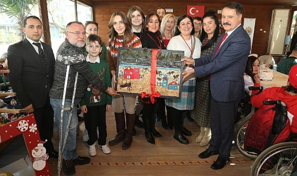 Atakum Belediye Başkanı Av. Cemil Deveci; "Özel Çocuklarla Yeni Yıl Kutlaması "