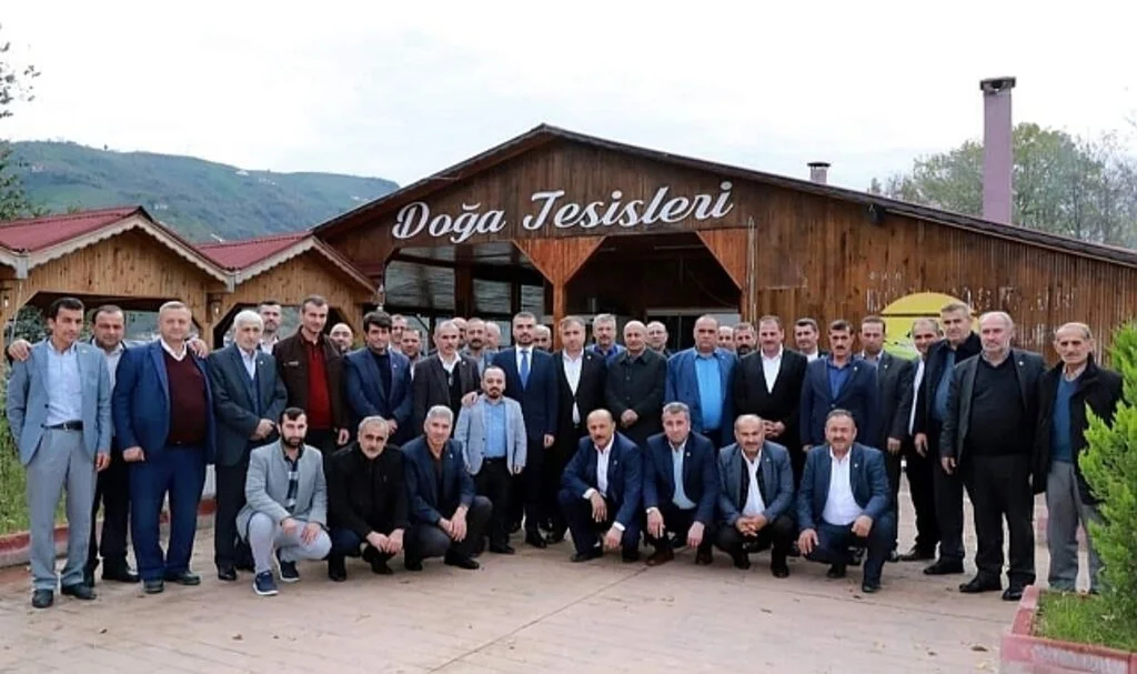 Ayvacık Belediye Başkanı Kalaycı Muhtarları Dinledi 