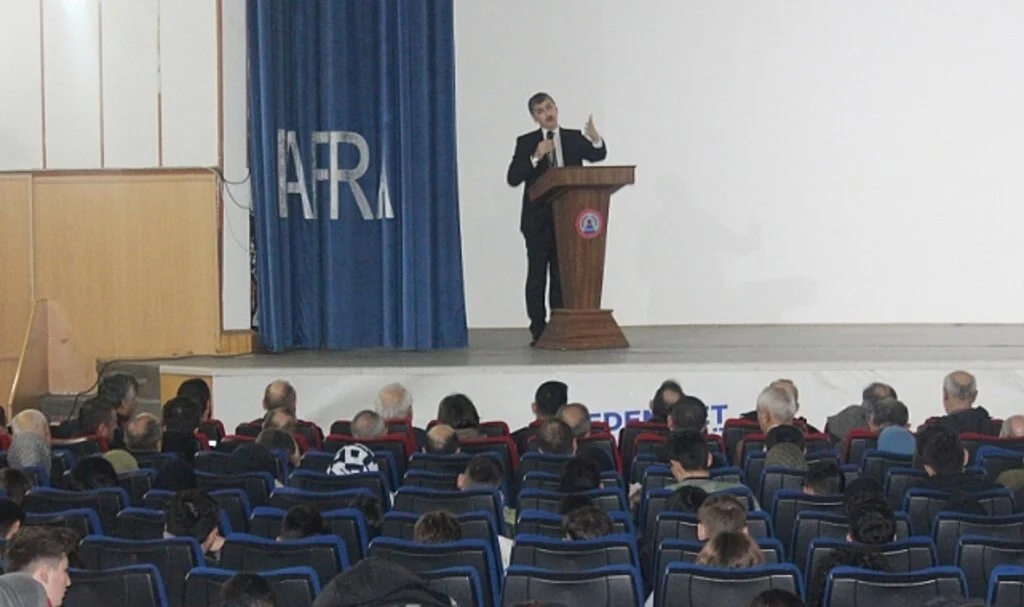 Bafra'da "Mehmet Akif Ersoy ve İstiklal Marşı" Konferansı Düzenlendi