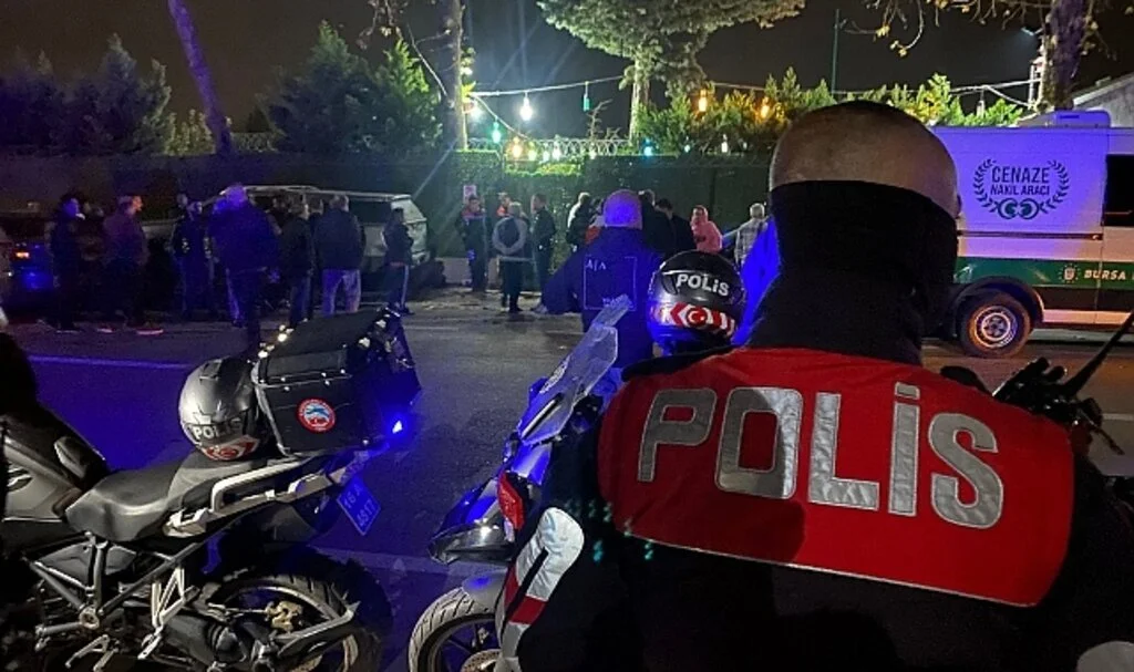  Bursa'da sözlü tartışmada silahlar konuştu: 2 ölü, 1 yaralı