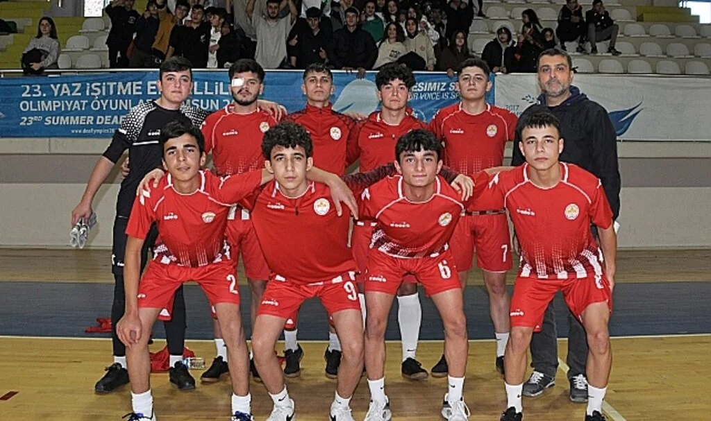 Çarşamba'da Futsal Heyecanı Başladı 
