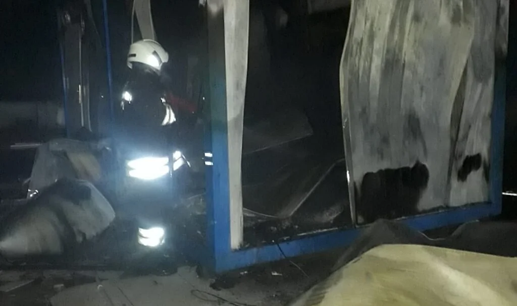 Cezaevi İnşaatında  Korkutan Yangın 
