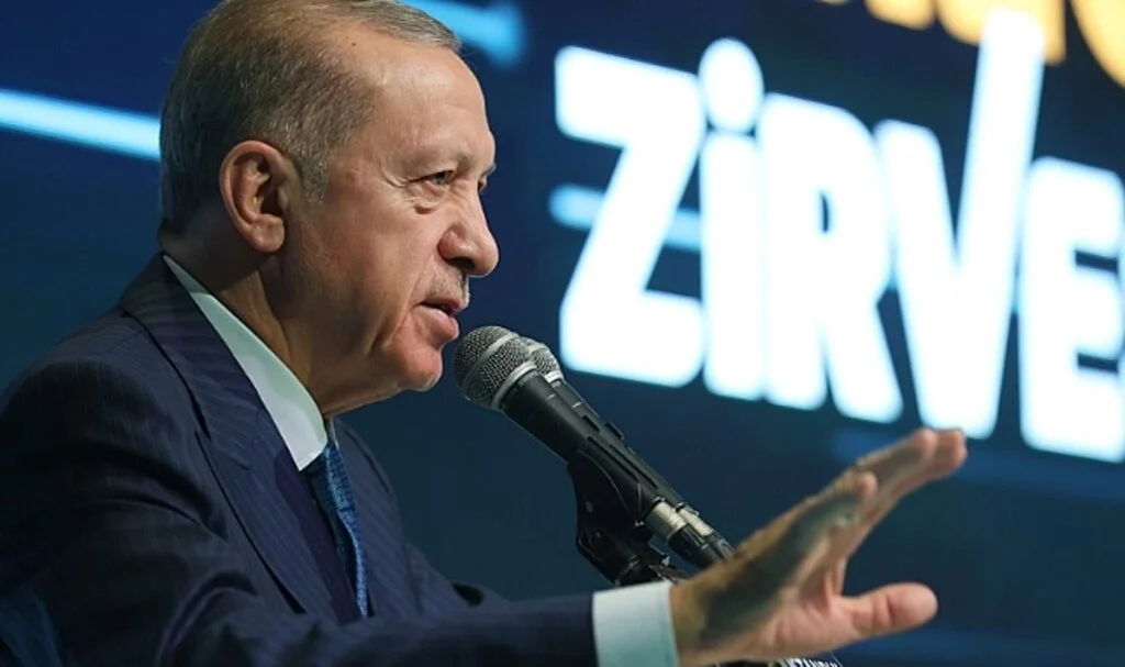 Cumhurbaşkanı : 'Altılı masanın  yürümeye  mecali yok'