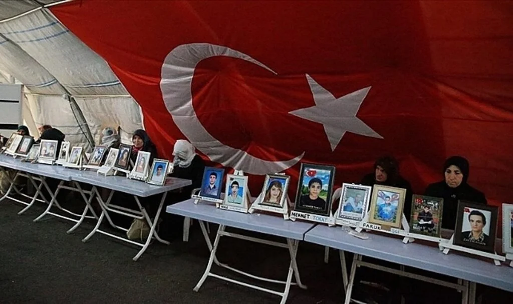 Diyarbakır anneleri evlatlarına kavuşmak istiyor