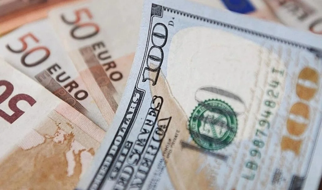 Dolar ve Euro'da Son Durum