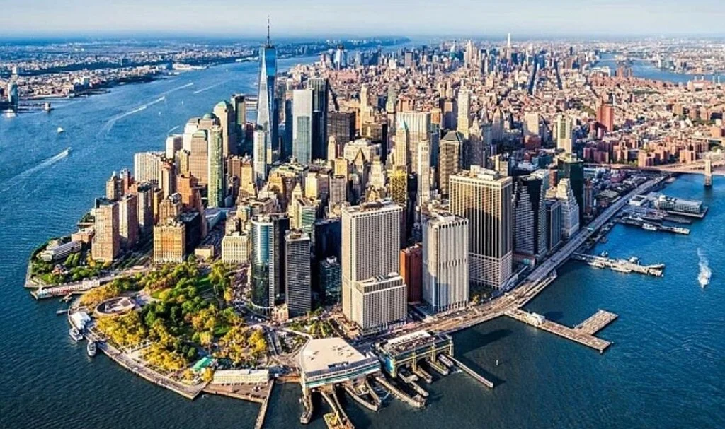 Dünyanın En Pahalı Şehirleri New York ve Singapur Oldu