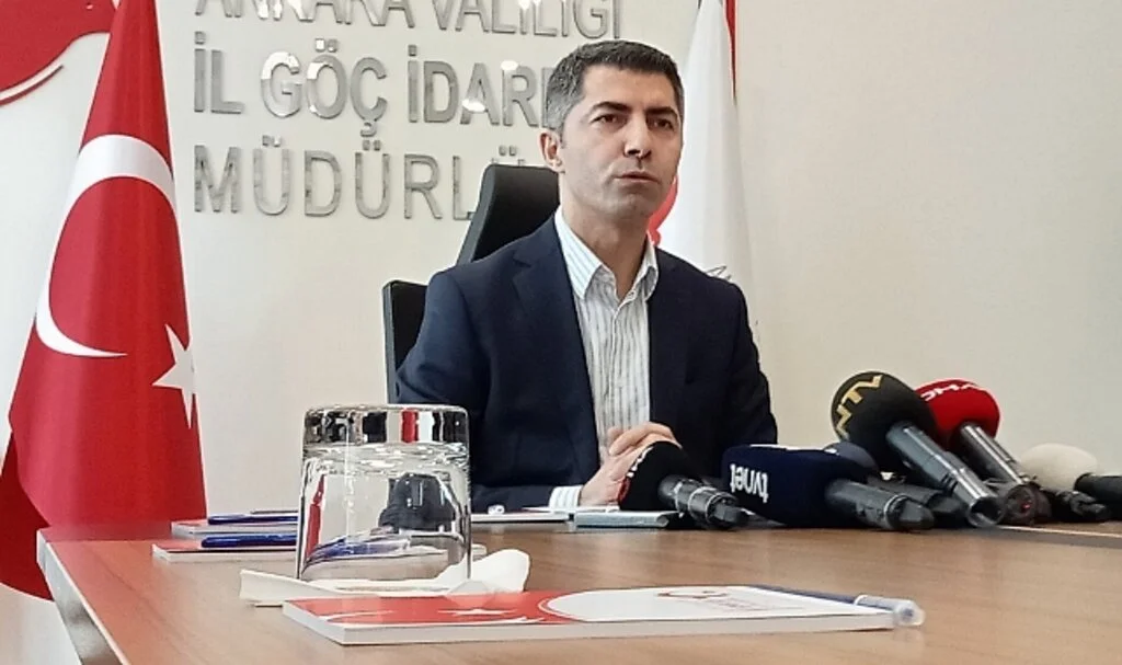 Düzensiz Göçle Mücadele ve Sınır Dışı İşleri Genel Müdürü Seçilmiş'ten Geri Gönderme Merkezleri hakkındaki iddialara ilişkin açıklama