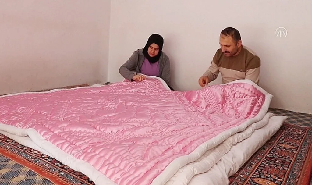 Eşine Destek İçin Başladığı Yorgancılıkta Usta Öğretici Oldu