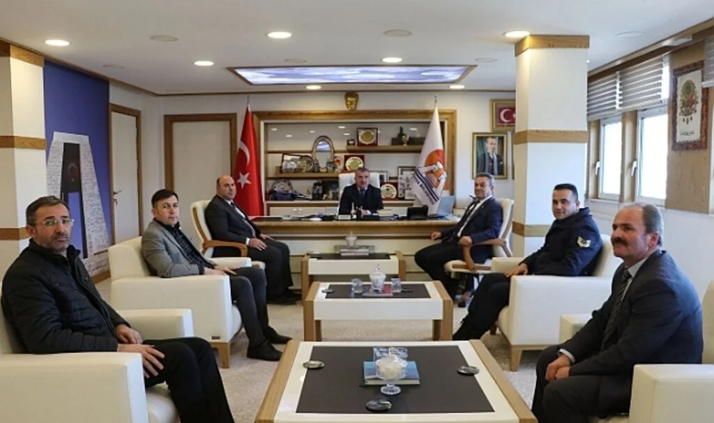 Fabrikalar Üretiyor, Havza Gelişiyor 