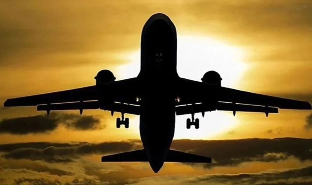 Fas'tan Türkiye'ye Gelen Uçak Barselona'ya Acil İniş Yaptı, 28 Yolcu Uçaktan Kaçtı