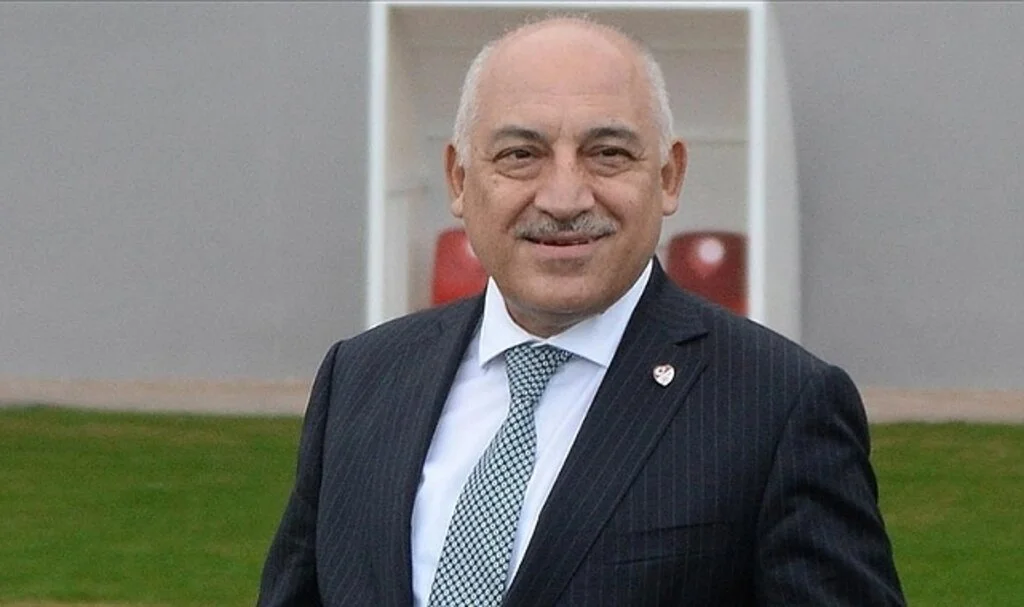 Hakemi Aldatmaya Çalışan Futbolcular Uygulamayla Tespit Edilecek