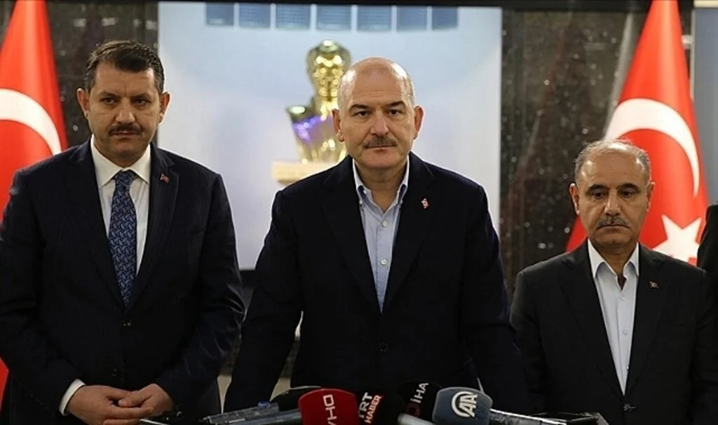 İçişleri Bakanı Soylu: Sahte İçkiye Yönelik Düzenlenen "Zincir 2" Operasyonunda 176 Şüpheli Gözaltına Alındı