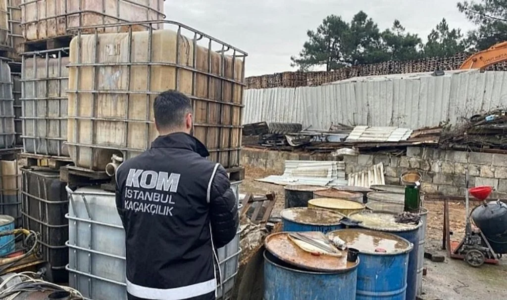 İstanbul’da "10 Numara" Yağ Operasyonu: 16 Gözaltı
