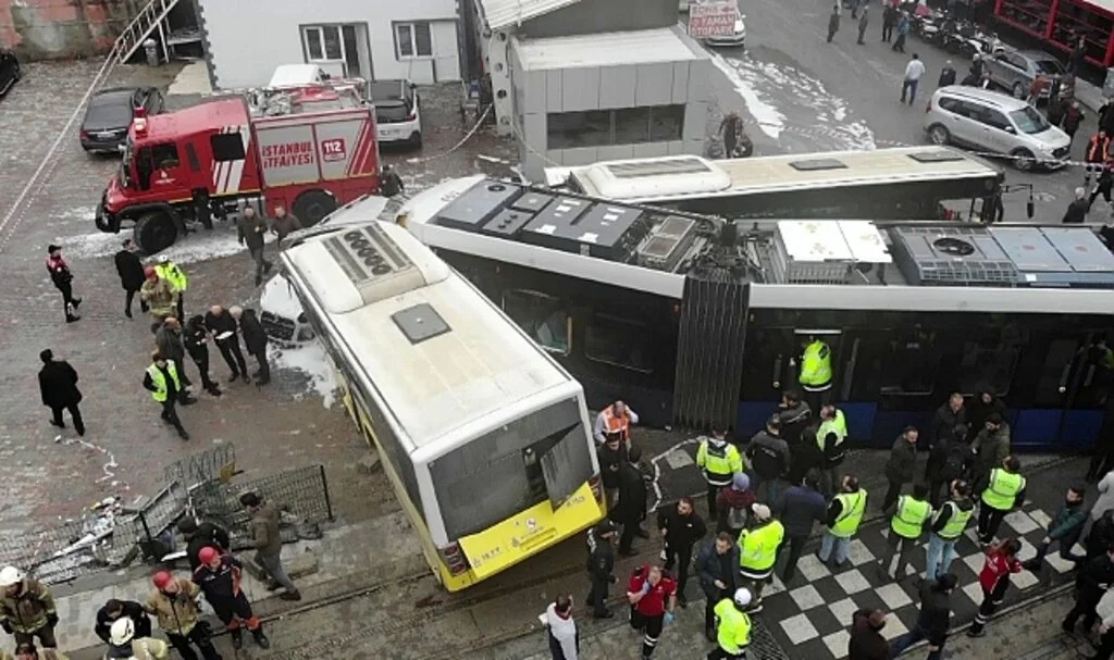 İstanbul'daki tramvay kazasına ilişkin soruşturma başlatıldı