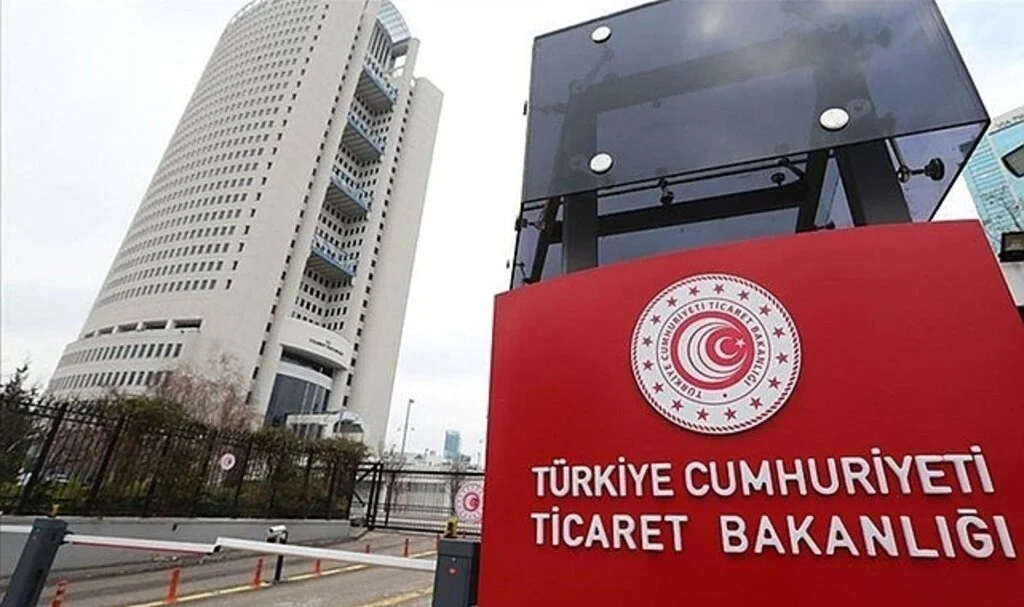 İthalat Rejimi ve İlave Gümrük Vergisine İlişkin Kararlar Düzenlendi
