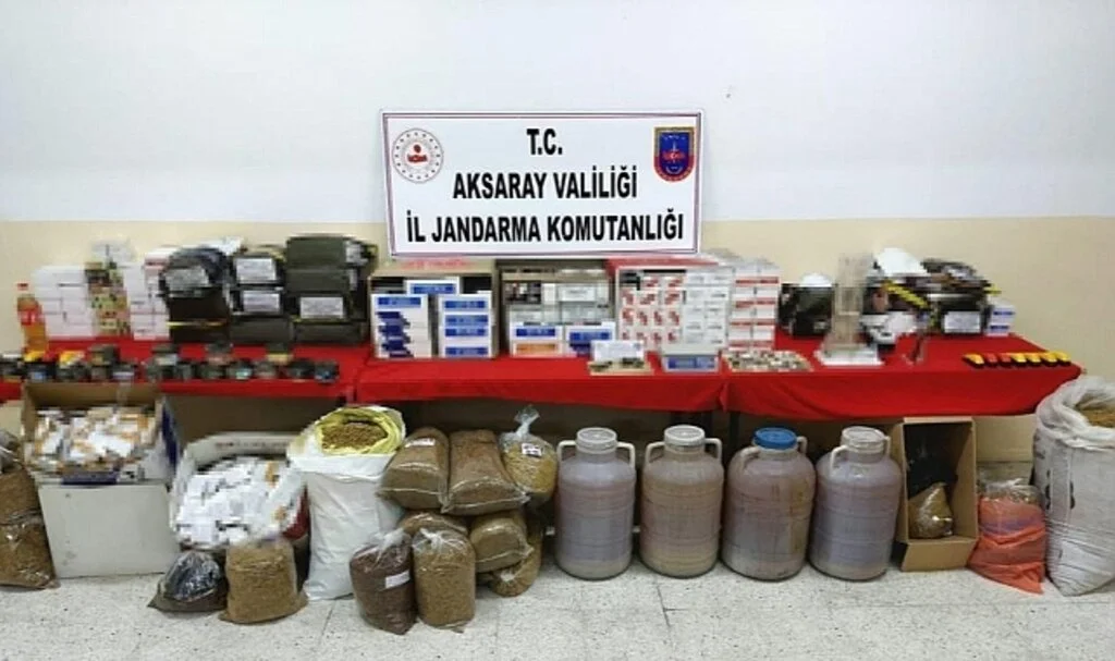 Jandarmadan 11 Adrese Eş Zamanlı ‘Kaçakçılık’ Operasyonu