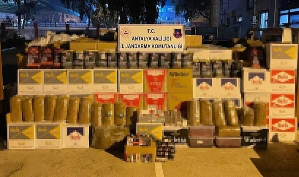 Jandarmadan 3 Milyon Değerinde Kaçak Tütün Operasyonu
