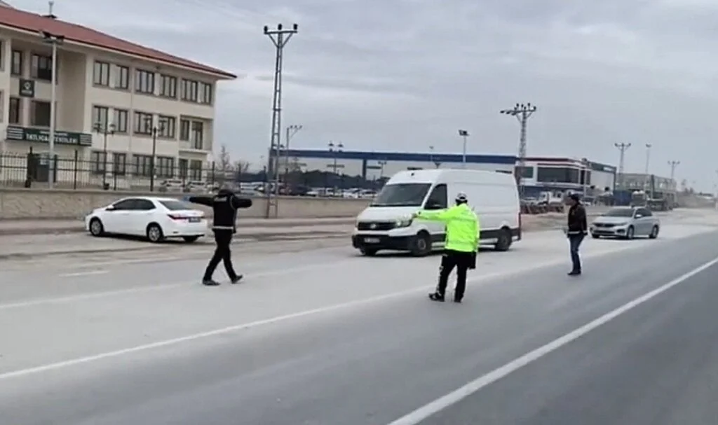 Konya’da 1 Milyon 500 Bin Adet Makaron Ele Geçirildi