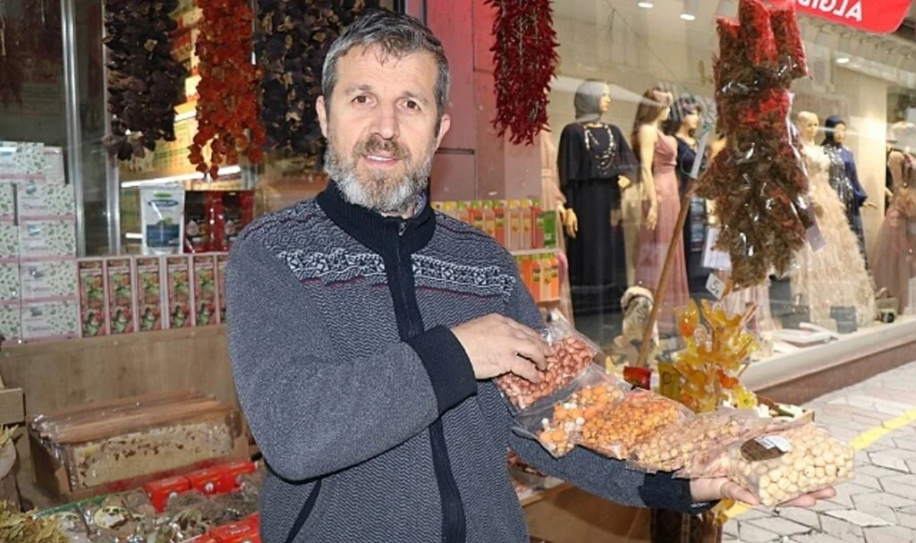 Kuruyemiş Fiyatlarıda  Zamlandı