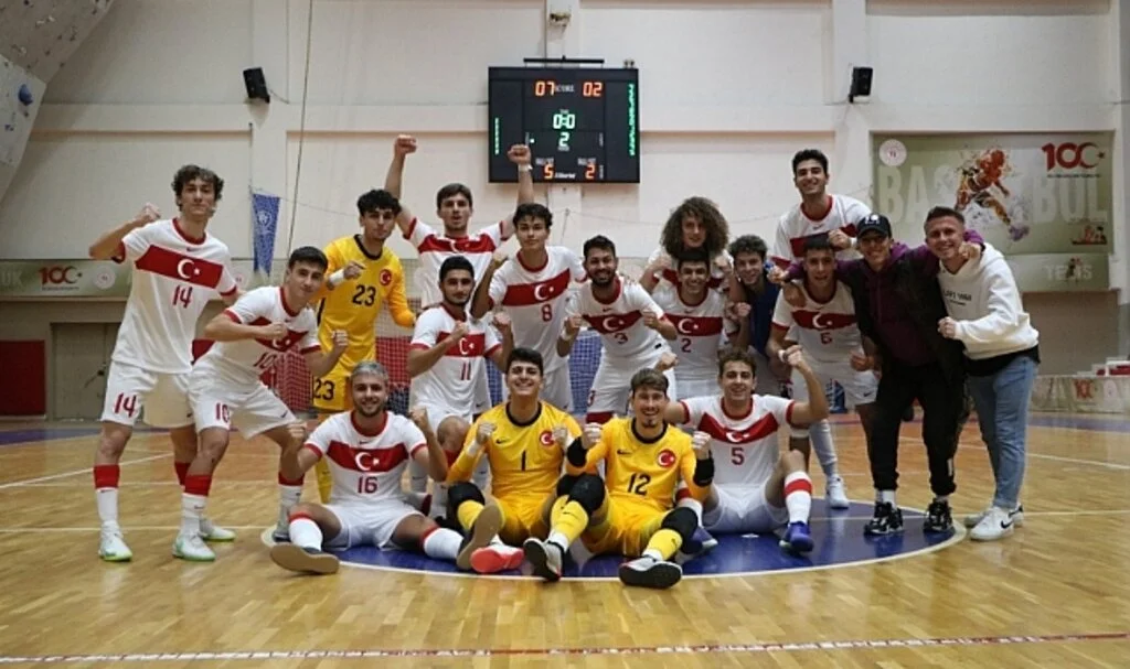 MİLLİLERE YAN BAKILMIYOR