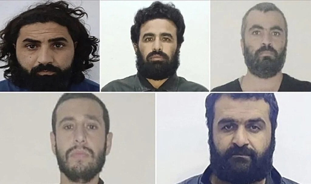MİT, 5 DEAŞ'lı teröristi Suriye'nin kuzeyinde düzenlenen operasyonla yakaladı
