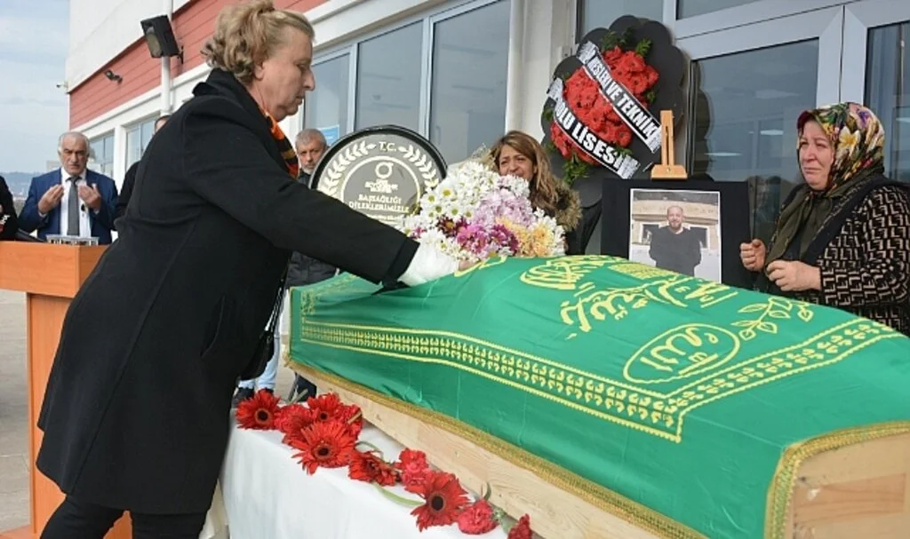 Öğretmene acı veda