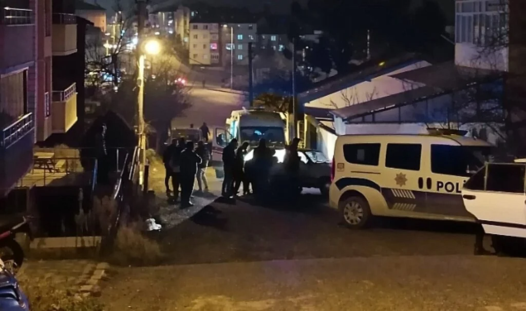 Otomobil'le çarpışan motosikletin sürücüsü yaralandı