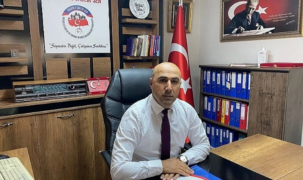 Paramedikler  Haklarını İstiyor 