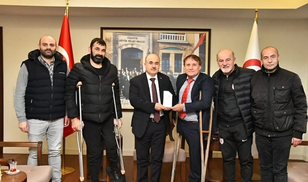 Samsun BESK'e Vali Dağlı'dan Tebrik