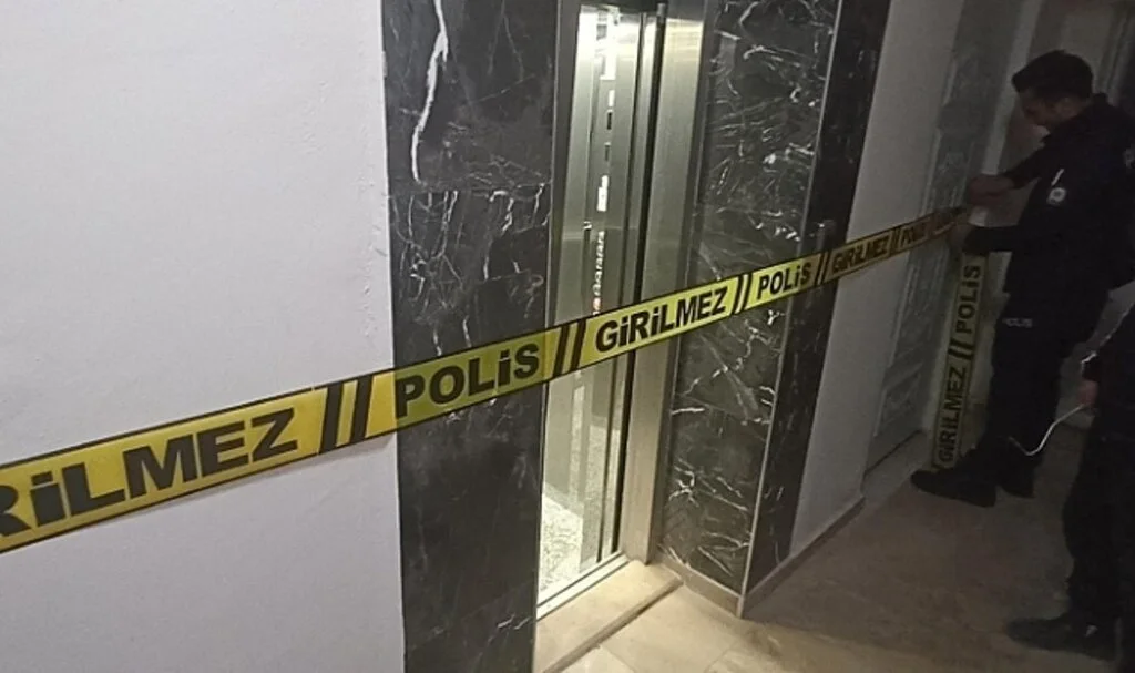 Samsun'da Asansörün Halatı Koptu 3 Yaralı