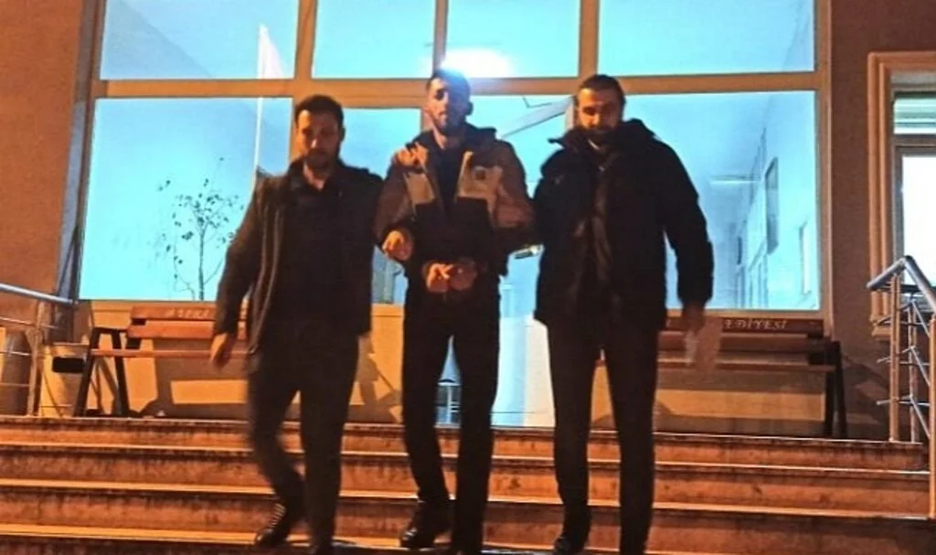 Samsun'da Bıçaklı Kavga Şüphelisi Yakalandı