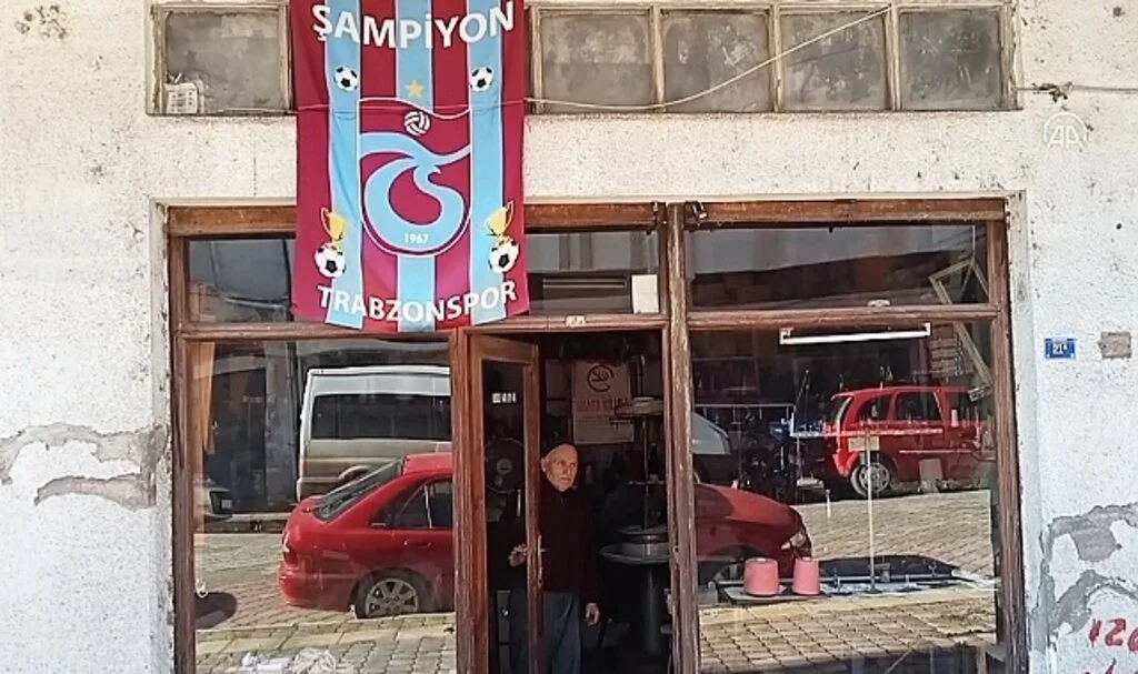 Samsun'da Mustafa Usta Ömrünün 48 Yılını Triko Makinesinin Başında Geçirdi
