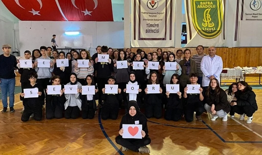Samsun'da Öğrencilerden Örnek Davranış   