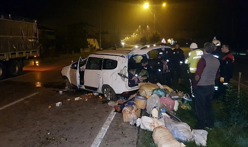 Samsun’da Otomobil Takla Attı: 2 Ağır Yaralı