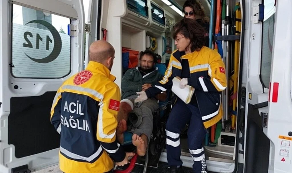 Samsun'da Polis Memuru Kendini Bıçaklayan Şahsı Vurdu